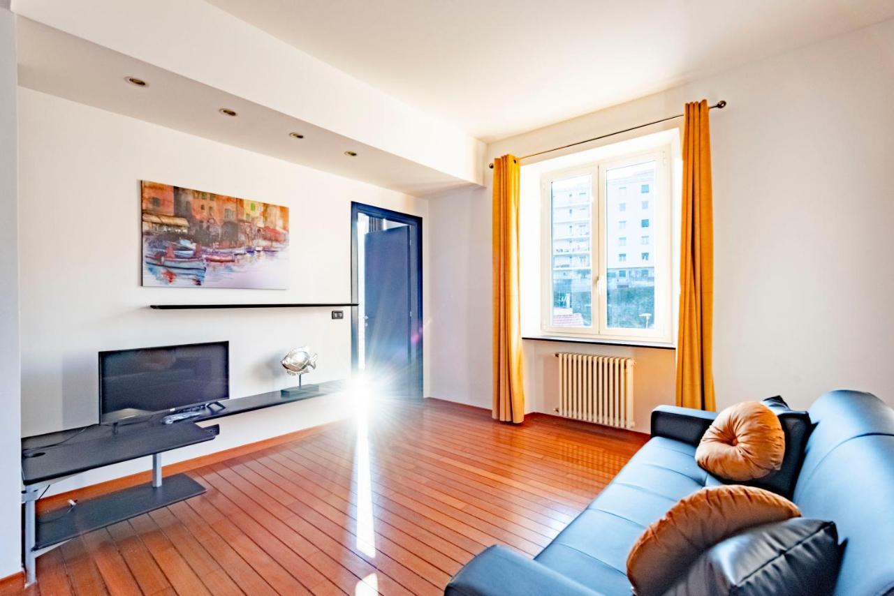 דירות ג'נובה Joivy Modern Flat Next To The Sea מראה חיצוני תמונה